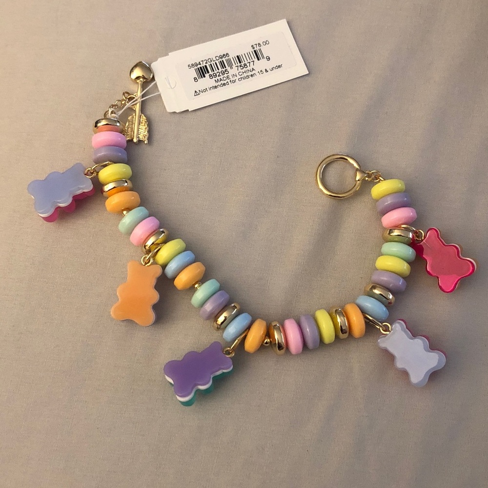 Betsey Johnson Gold Tone & Multi Color Beaded Bracelet Gummy Bear Charms NWT - Picture 8 of 12
